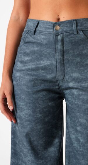 Alternative view of WID LEG ERIKA ENGOMADO JEAN