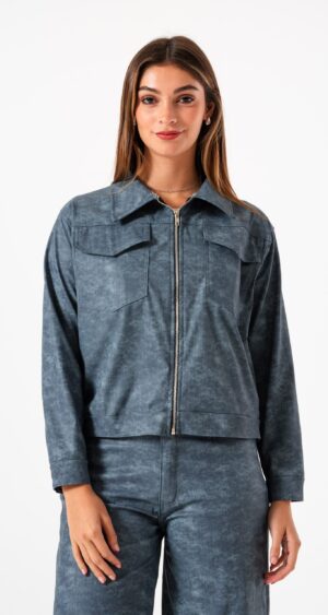 CAMPERA SIMIL JEAN ENGOMADO