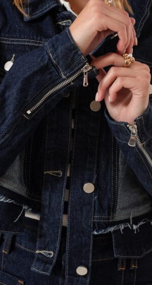 Alternative view of CAMPERA JEAN - LY-01