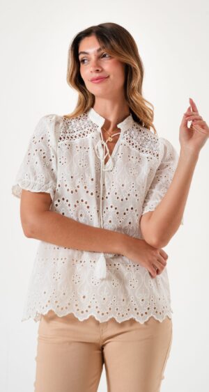 BLUSA BORDADA - Q017