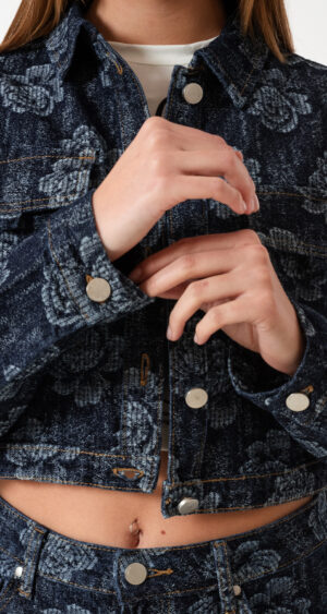 Alternative view of CAMPERA JEAN BORDADO - L-0059-1