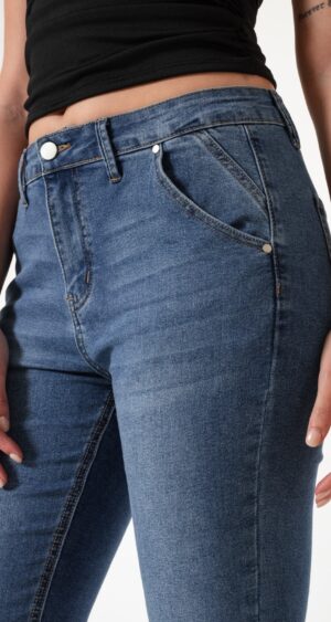 Alternative view of JEAN WID LEG - LYFJ667