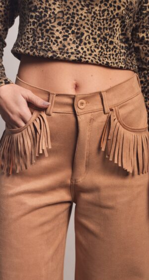 Alternative view of WID LEG FLECOS SUED