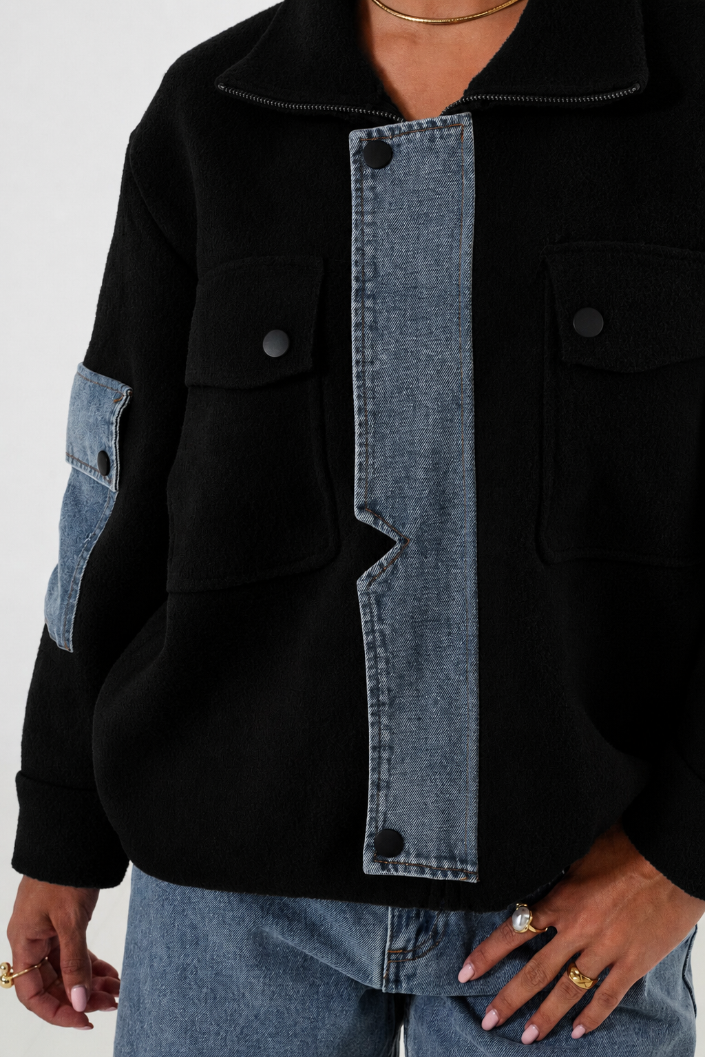 CAMPERA SUETER CON JEANS - 337 - Imagen 3