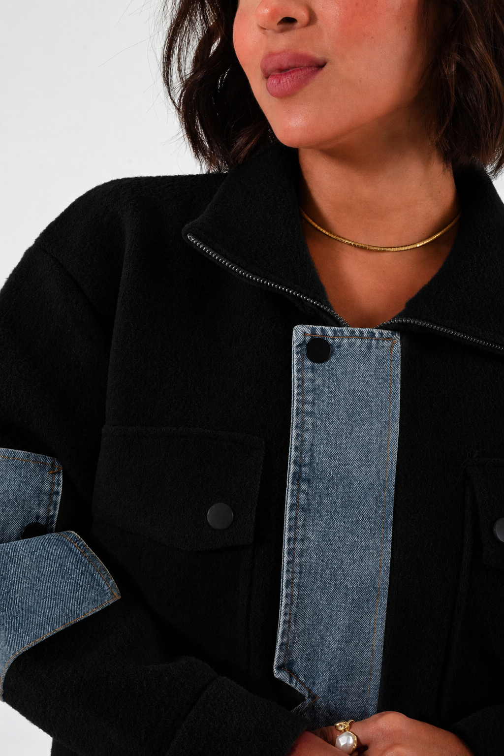 CAMPERA SUETER CON JEANS - 337 - Imagen 2