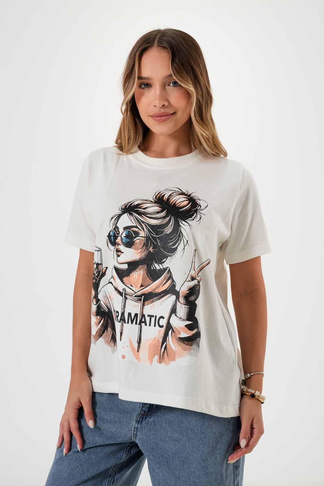 REMERA DRAMATIC