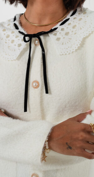 Alternative view of SACO DE SUETER CON JEANS - 0417