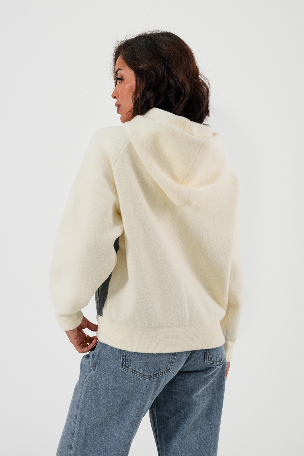 CAMPERA DE SUETER CON JEANS - 393 - Imagen 6