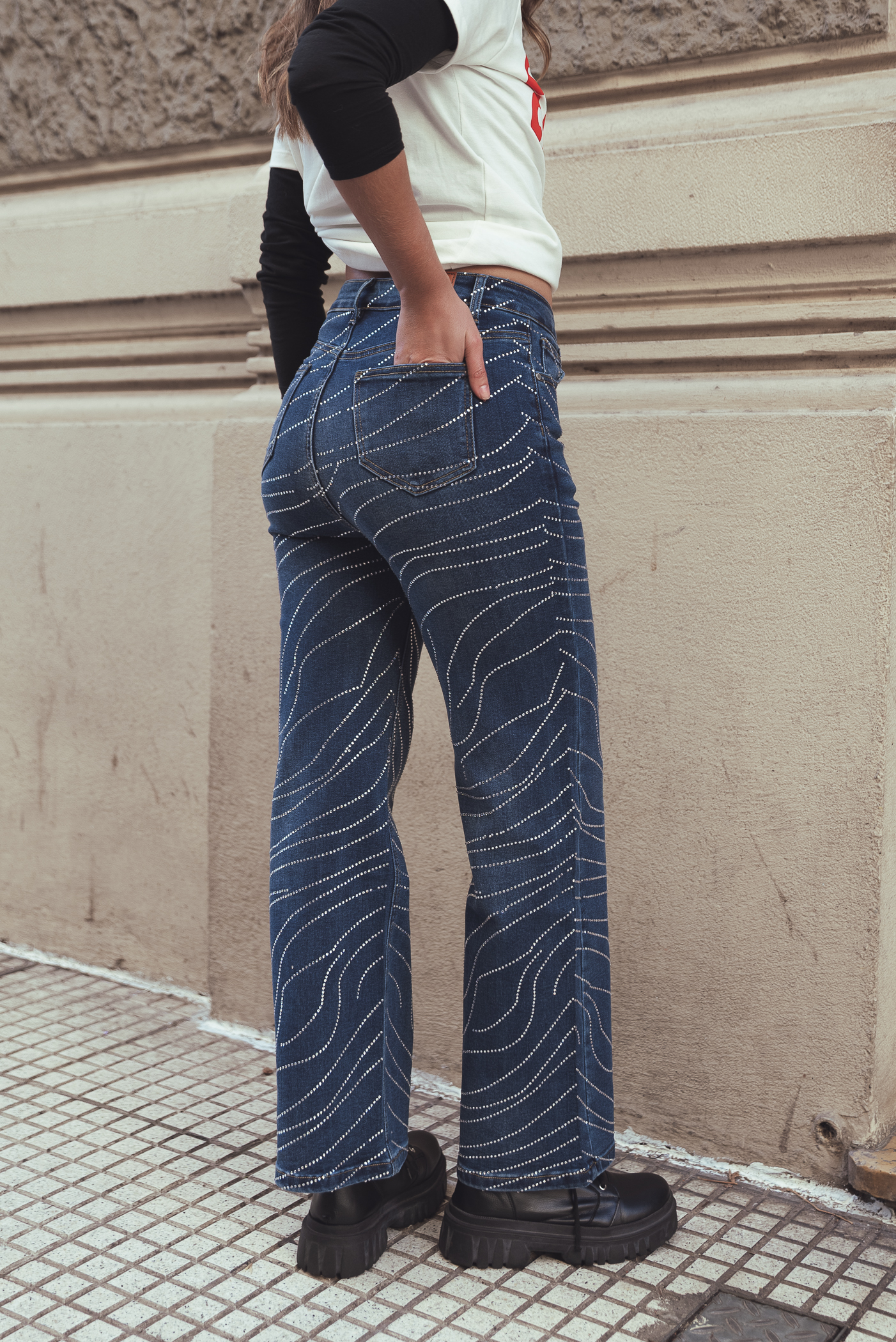 JEAN WID LEG STRASS - A25R20 - Imagen 4