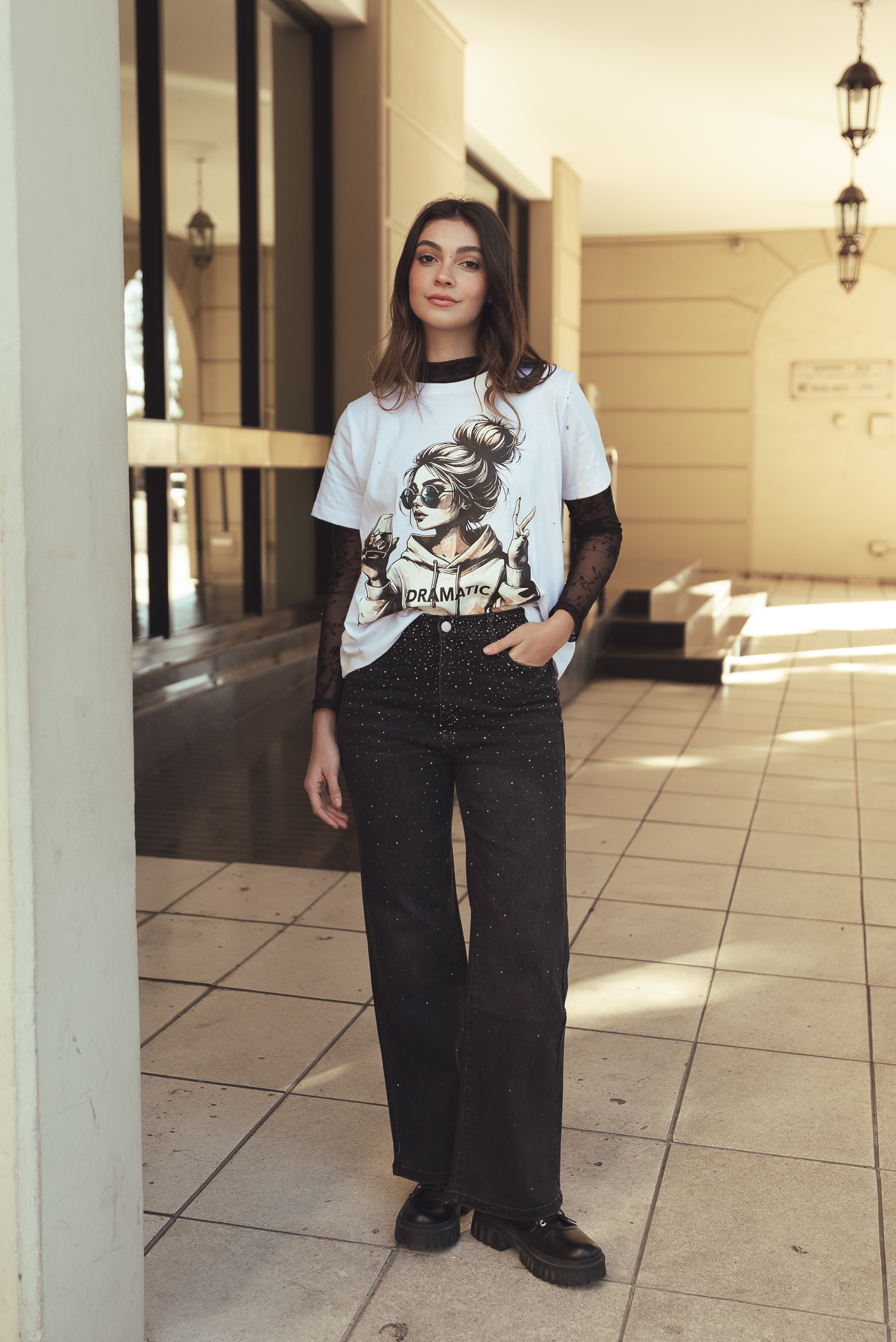 JEAN BLACK WID LEG STRASS - A25R10 - Imagen 4
